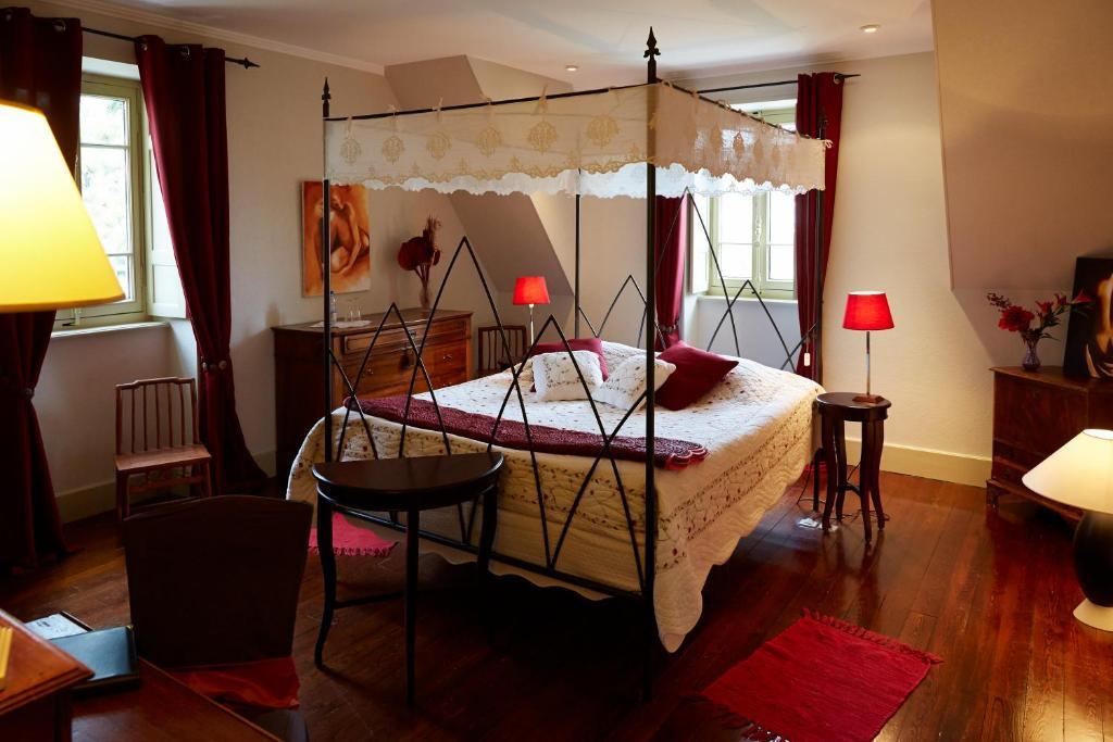 Chambres Au Chateau - Le Clos Des Tourelles Sennecey-le-Grand Bilik gambar