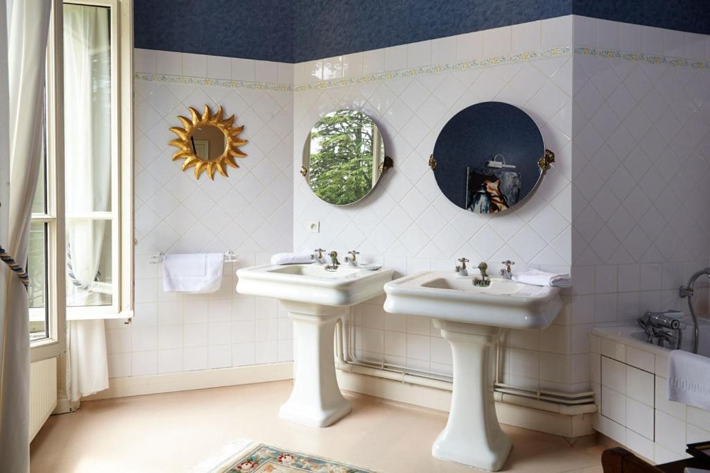 Chambres Au Chateau - Le Clos Des Tourelles Sennecey-le-Grand Bilik gambar