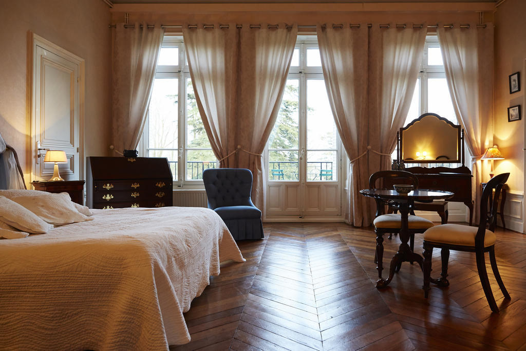 Chambres Au Chateau - Le Clos Des Tourelles Sennecey-le-Grand Bilik gambar