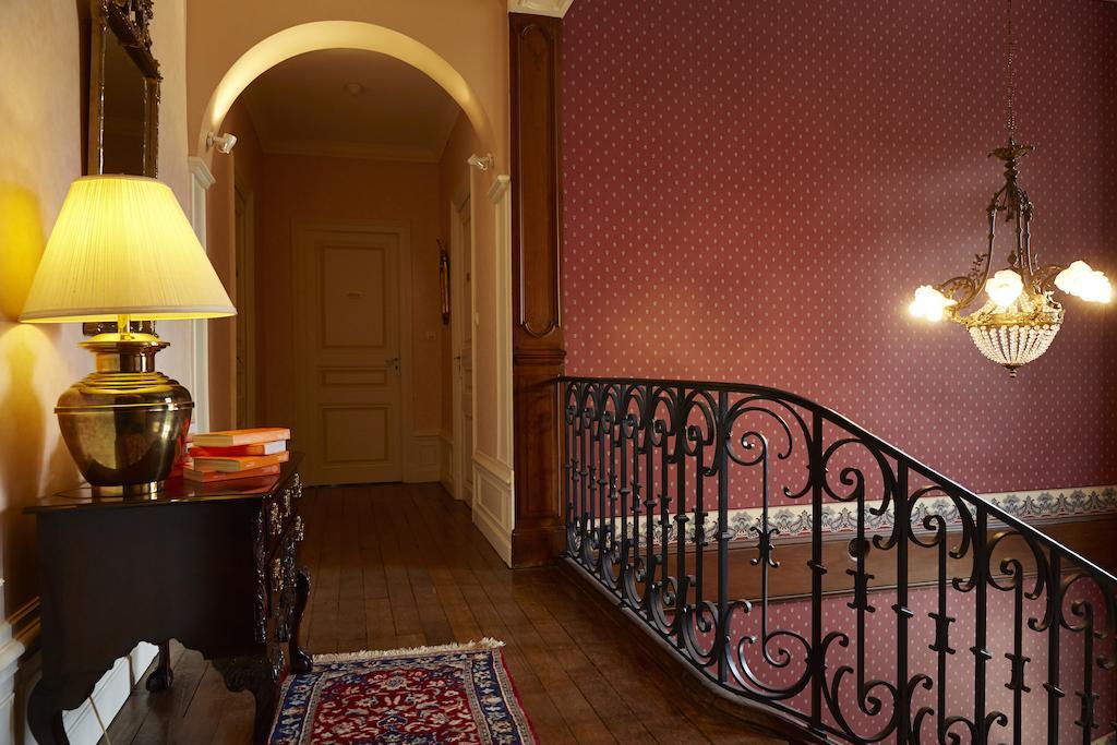 Chambres Au Chateau - Le Clos Des Tourelles Sennecey-le-Grand Luaran gambar